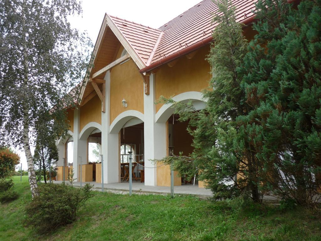 Aldos Panzio Hotel Farád Exterior foto